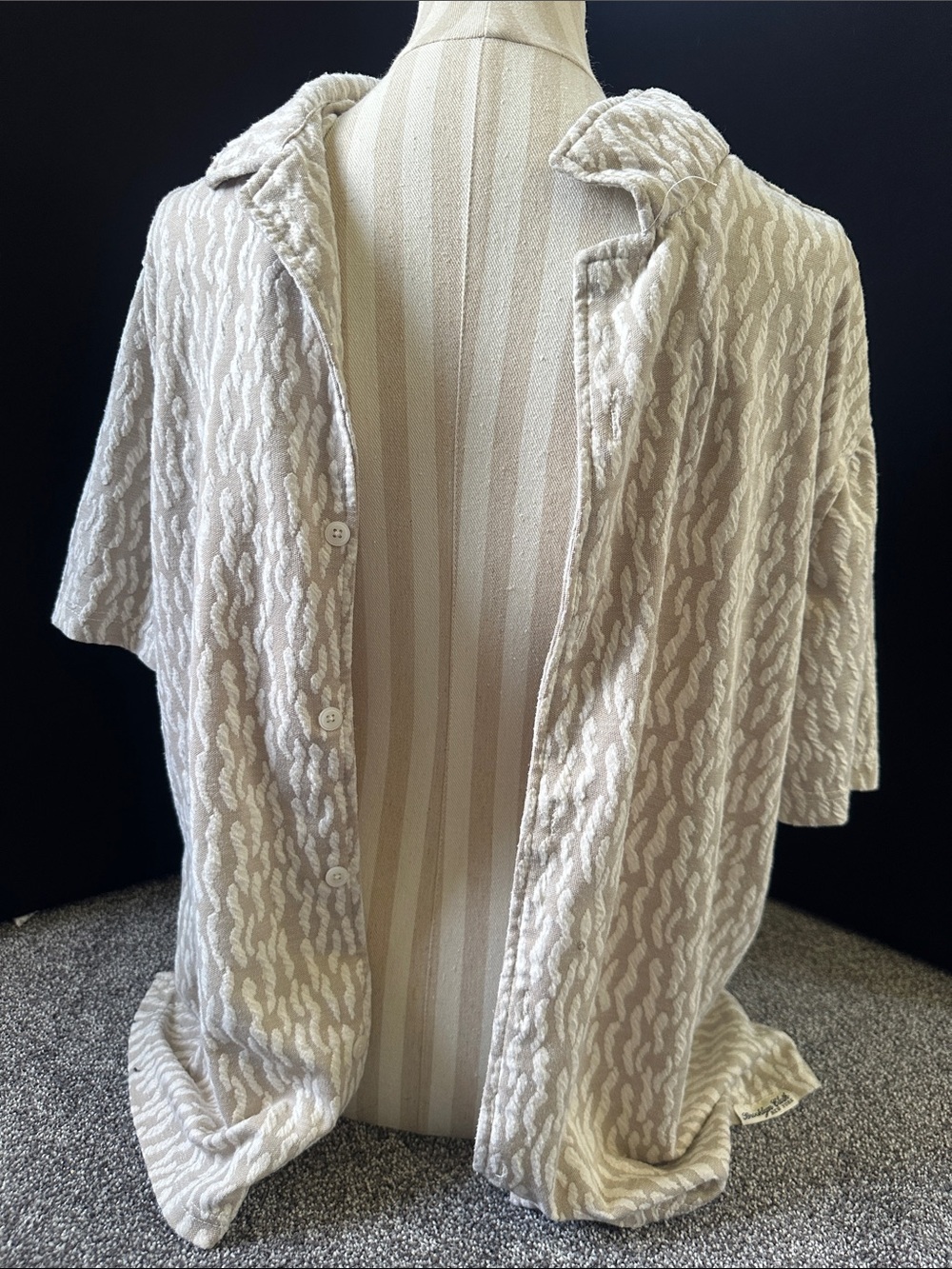 Brooklyn Cloth Cream & Beige Textured Short Sleeve Button Cardigan